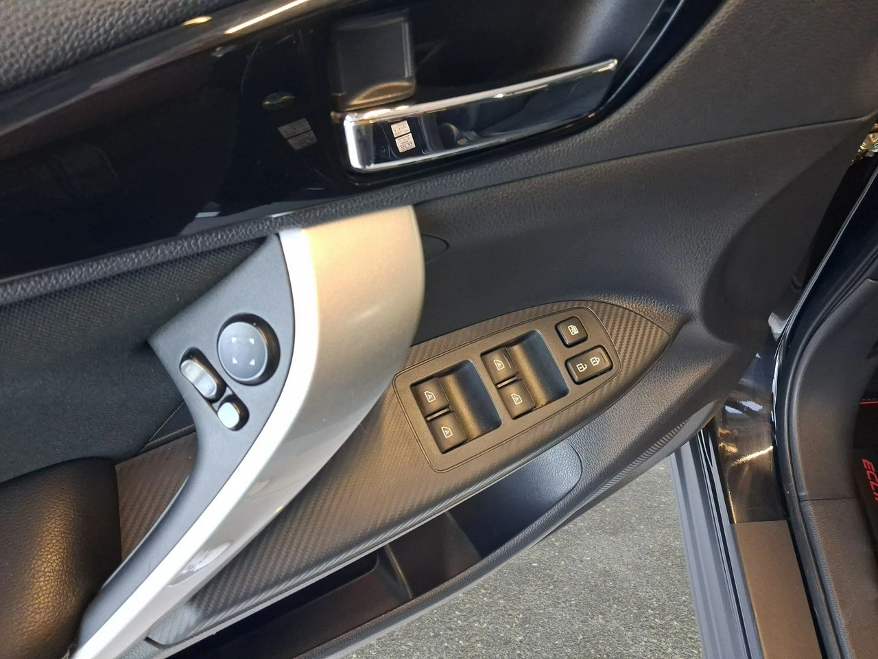 Mitsubishi Eclipse Cross - Zdjęcie 21