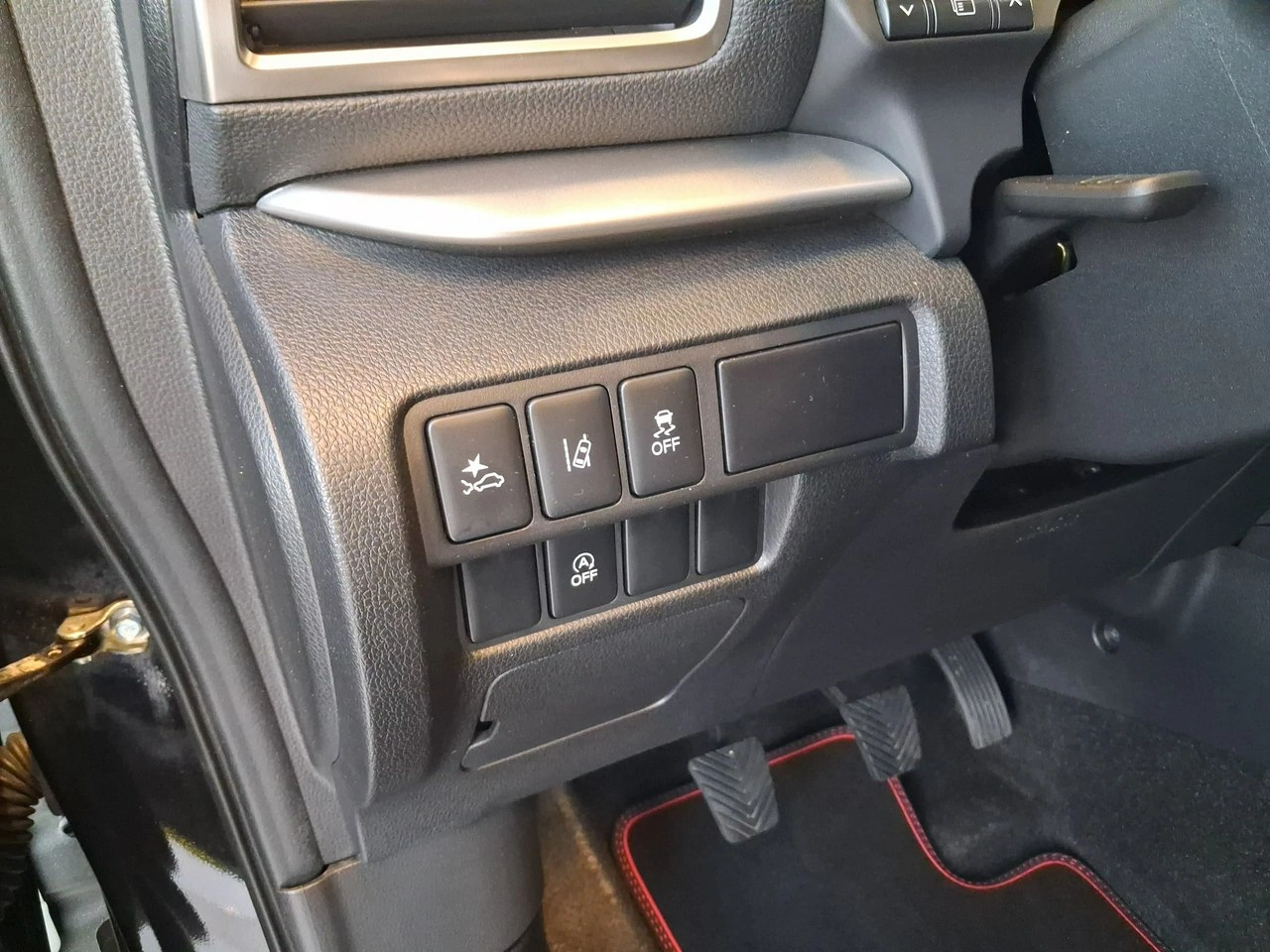 Mitsubishi Eclipse Cross - Zdjęcie 22