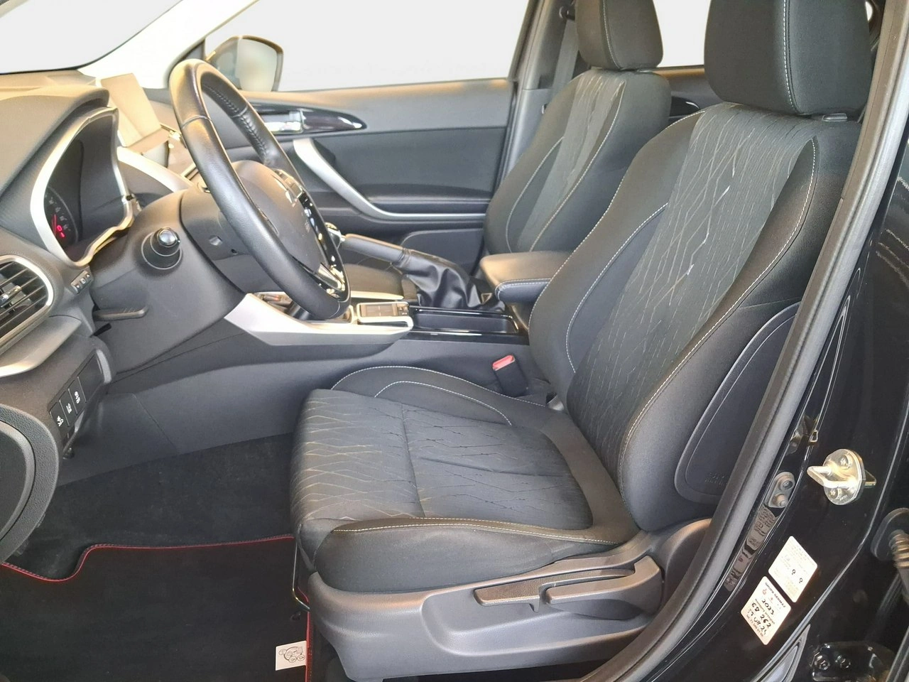 Mitsubishi Eclipse Cross - Zdjęcie 8