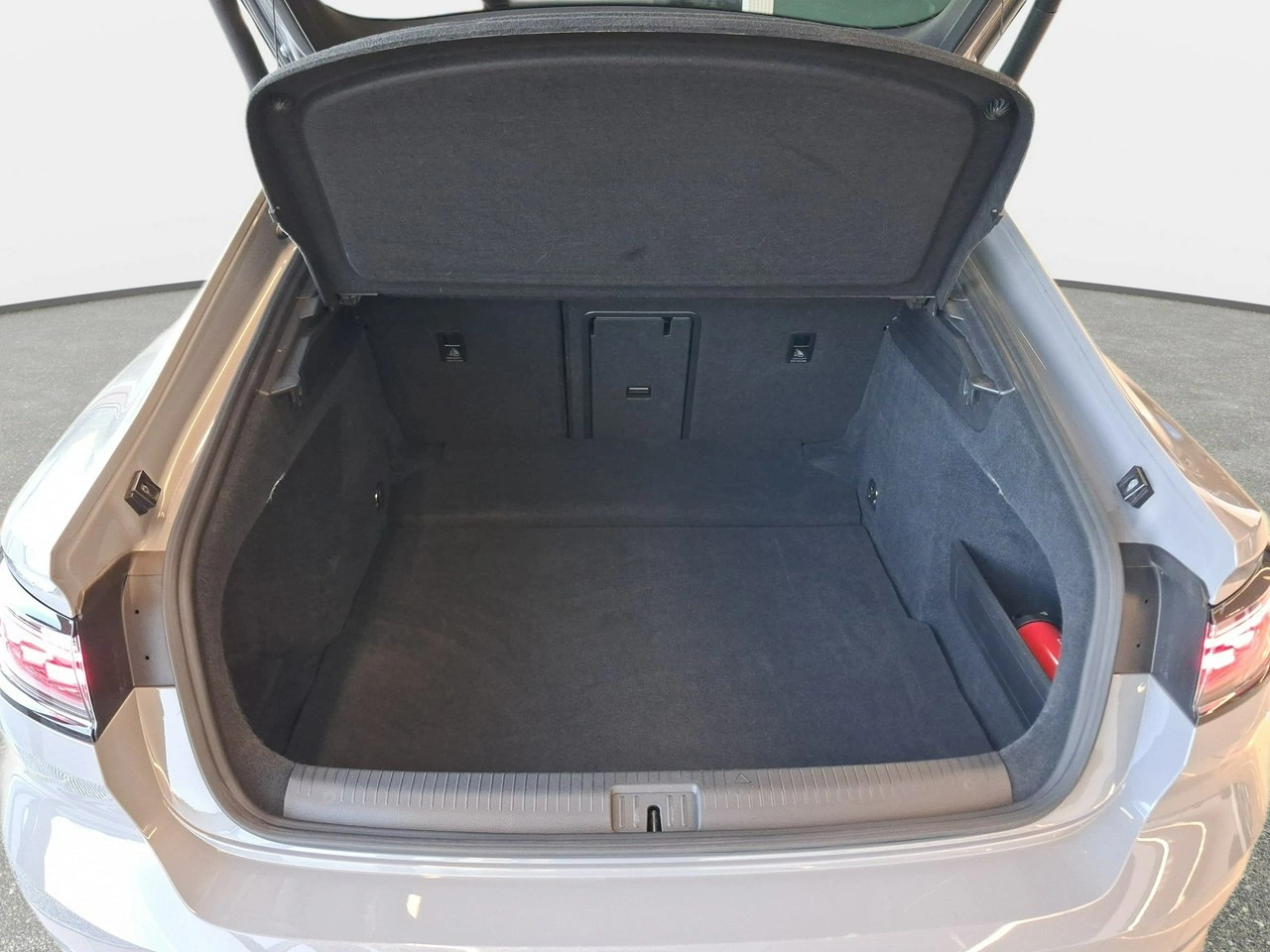 Volkswagen Arteon - Zdjęcie 11