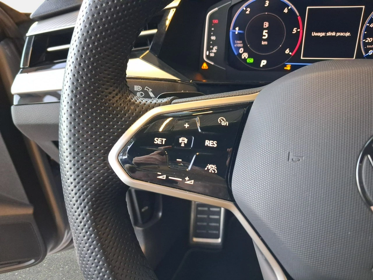 Volkswagen Arteon - Zdjęcie 15