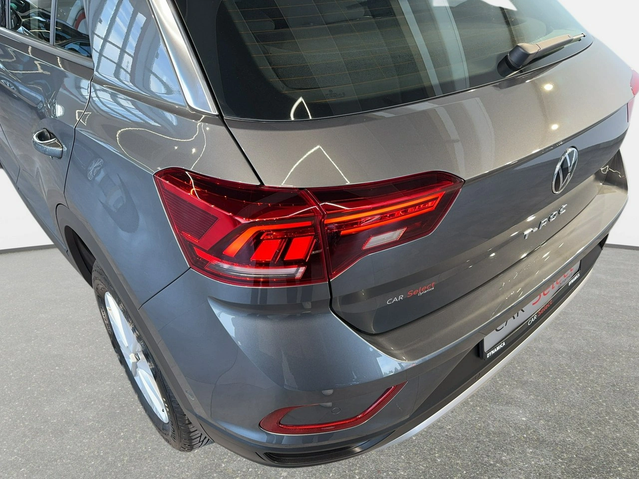 Volkswagen T-Roc - Zdjęcie 10