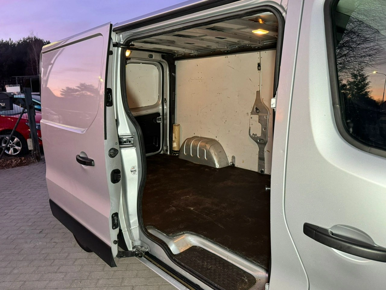 Opel Vivaro - Zdjęcie 14