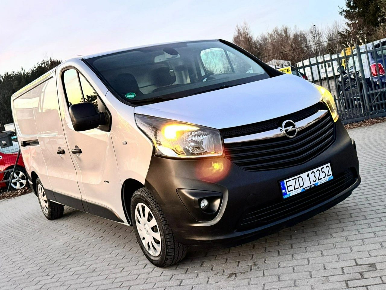 Opel Vivaro - Zdjęcie 3