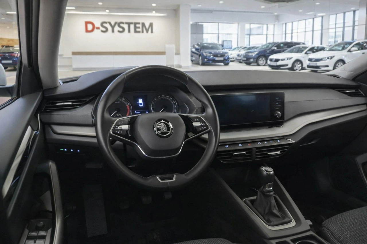 Skoda Octavia - Zdjęcie 8