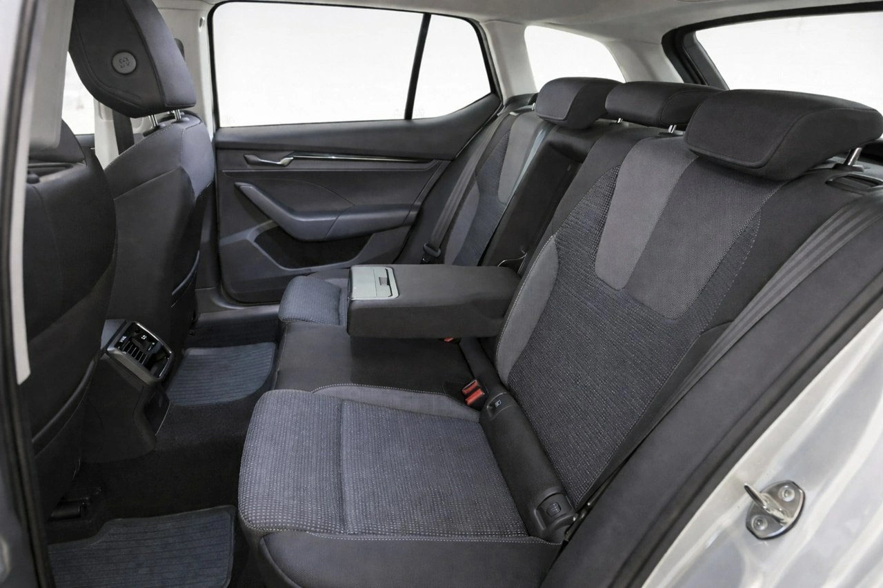 Skoda Octavia - Zdjęcie 7