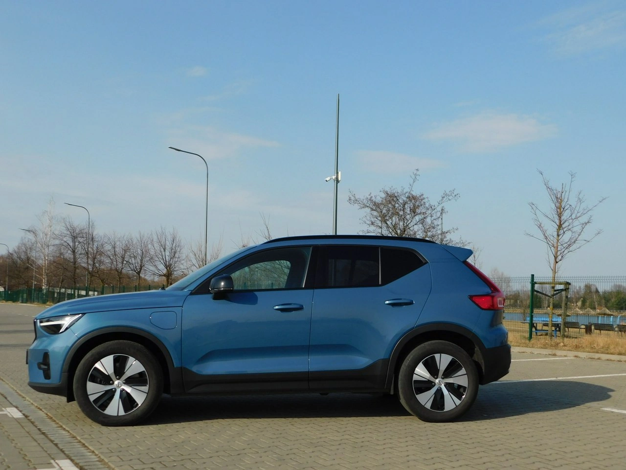 Volvo XC 40 - Zdjęcie 30