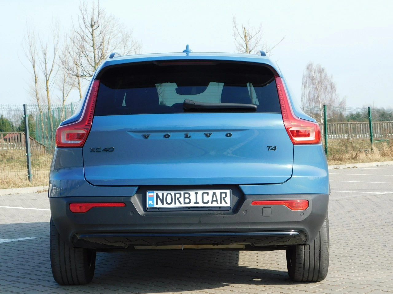 Volvo XC 40 - Zdjęcie 32