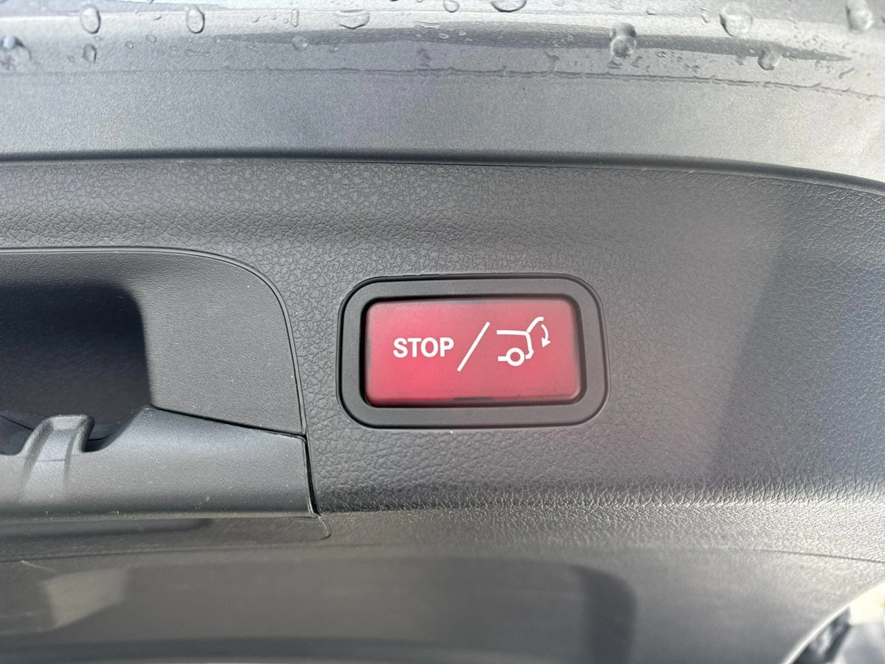 Mercedes GLE 300 - Zdjęcie 16