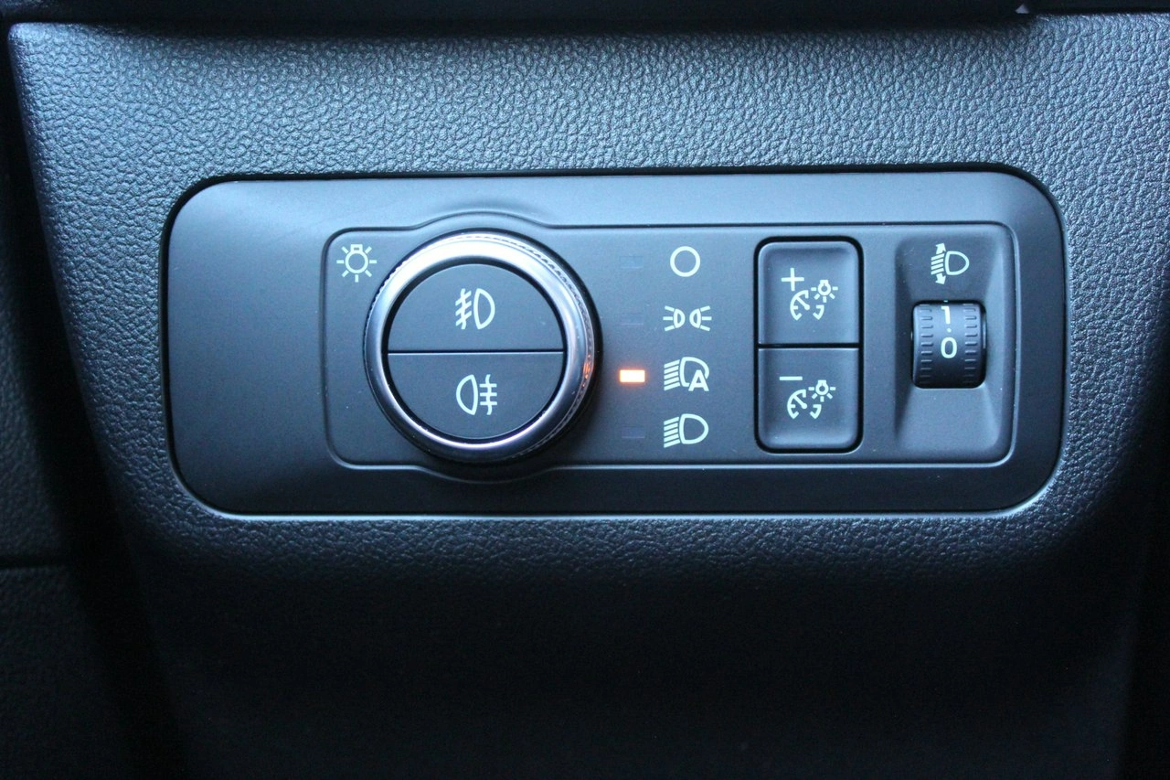 Ford Kuga - Zdjęcie 20