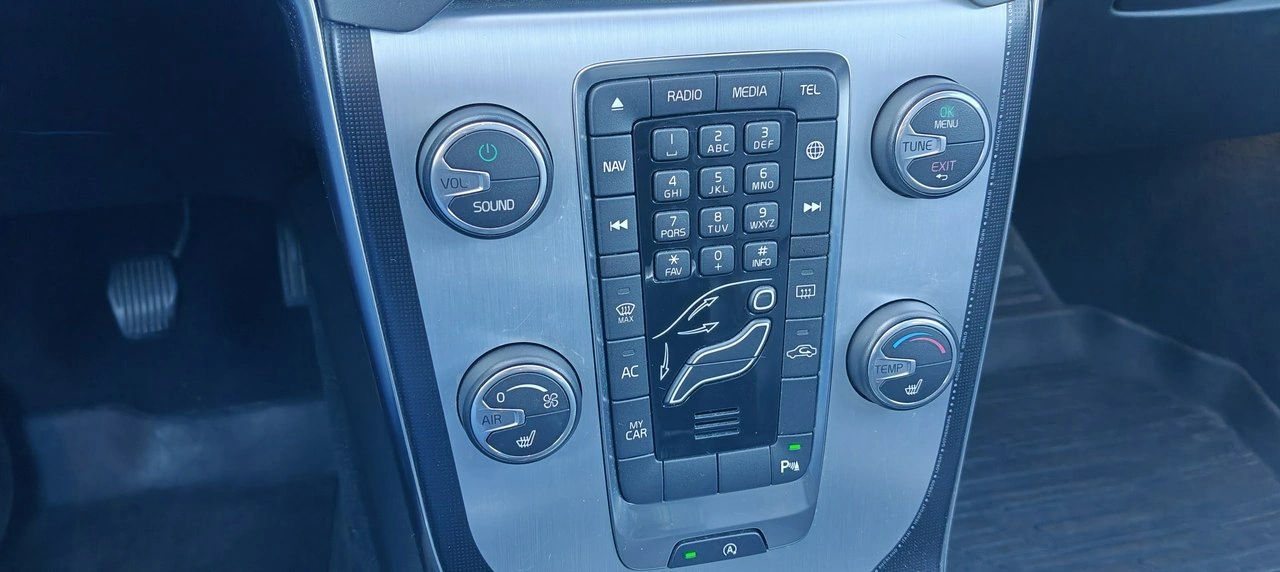 Volvo V40 - Zdjęcie 13