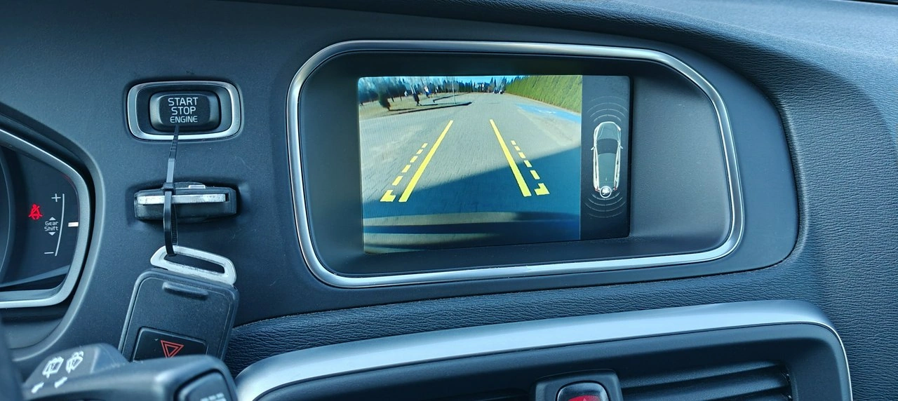 Volvo V40 - Zdjęcie 17