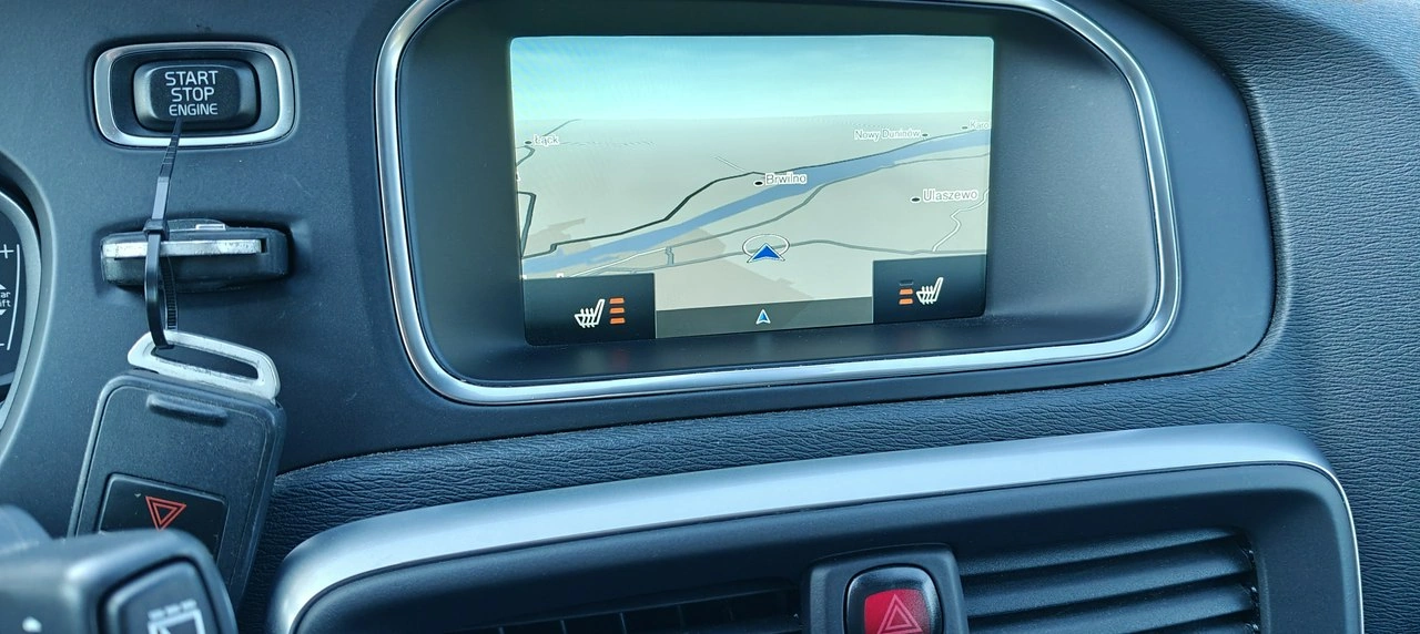 Volvo V40 - Zdjęcie 18