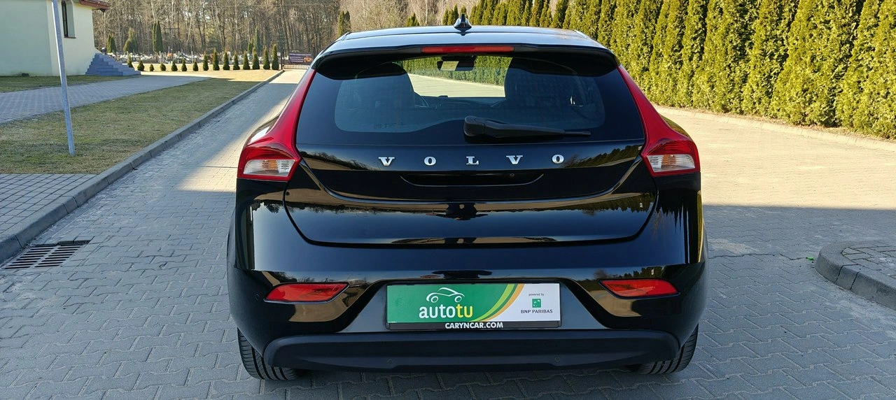 Volvo V40 - Zdjęcie 22