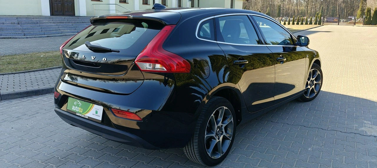 Volvo V40 - Zdjęcie 2