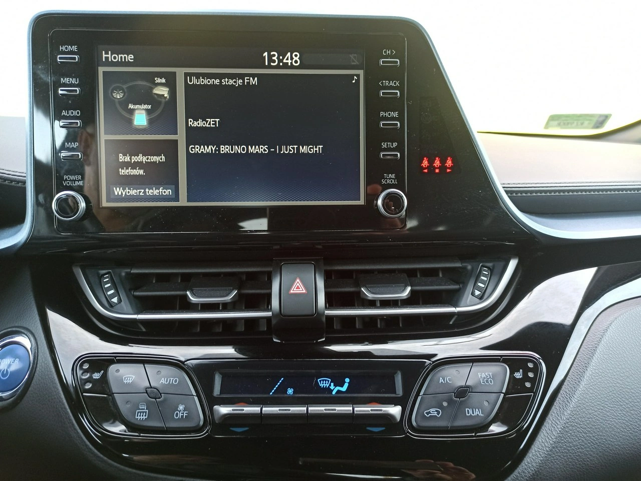 Toyota C-HR - Zdjęcie 16