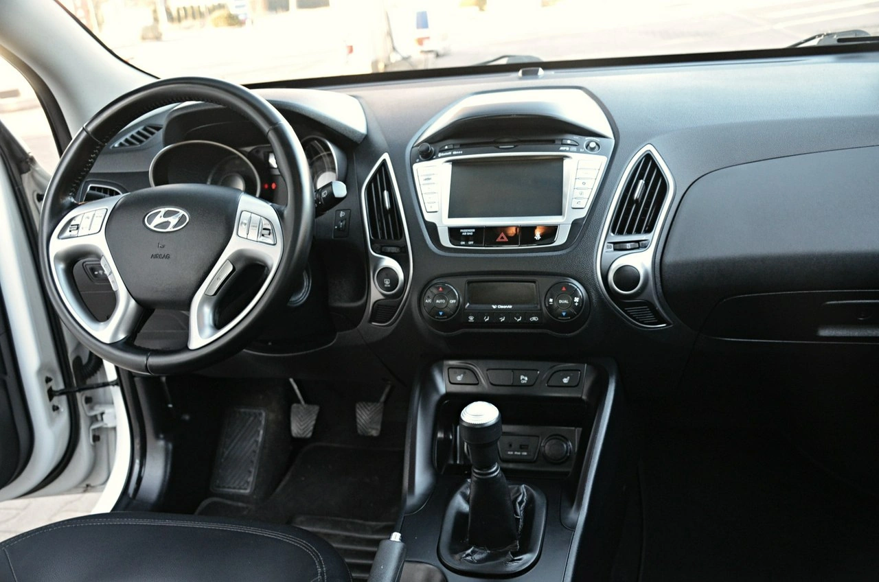 Hyundai ix35 - Zdjęcie 17