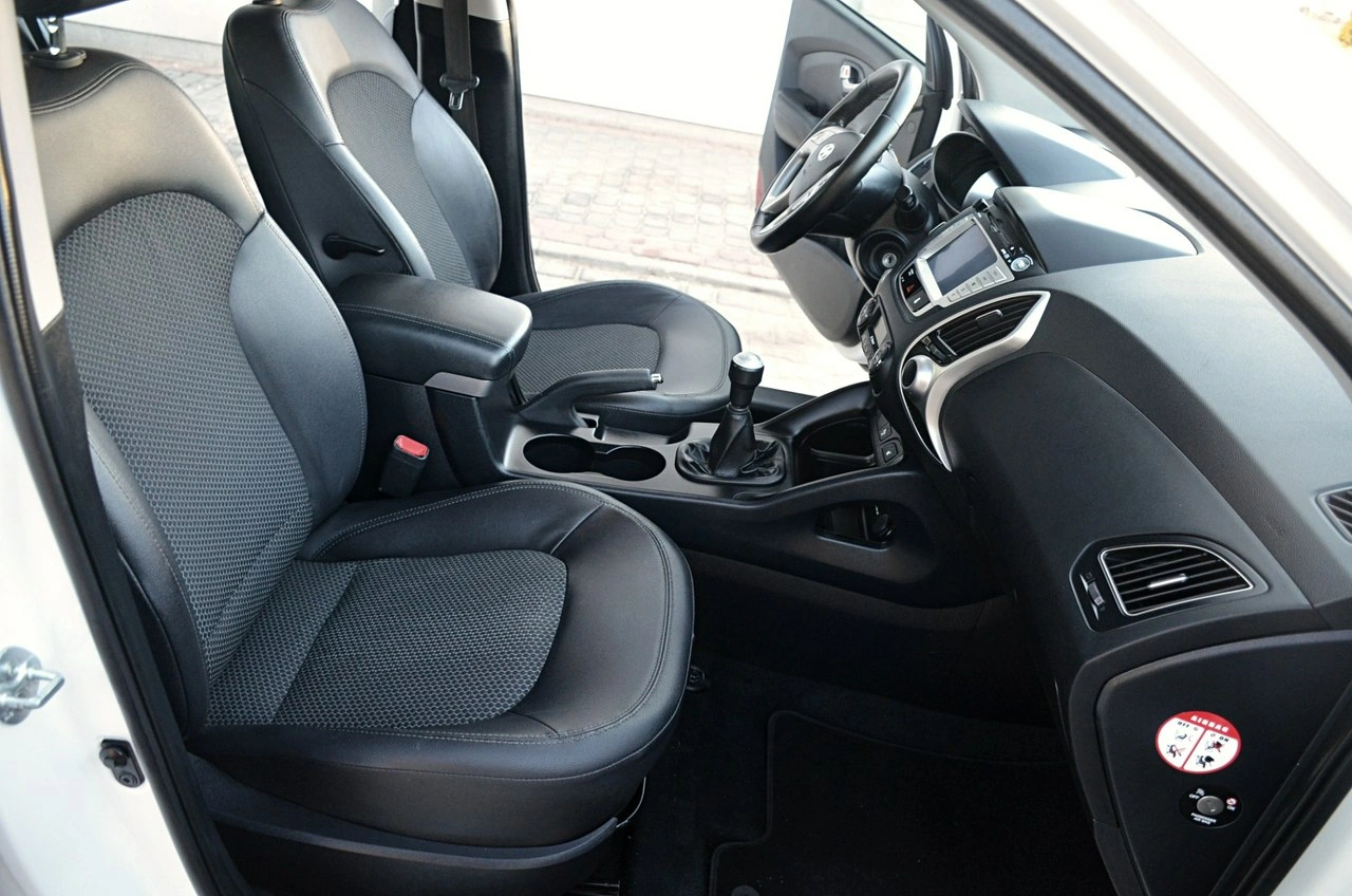 Hyundai ix35 - Zdjęcie 21
