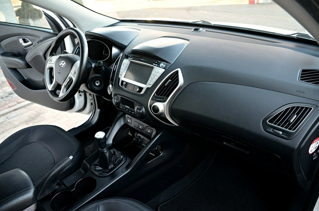 Hyundai ix35 - Zdjęcie 22