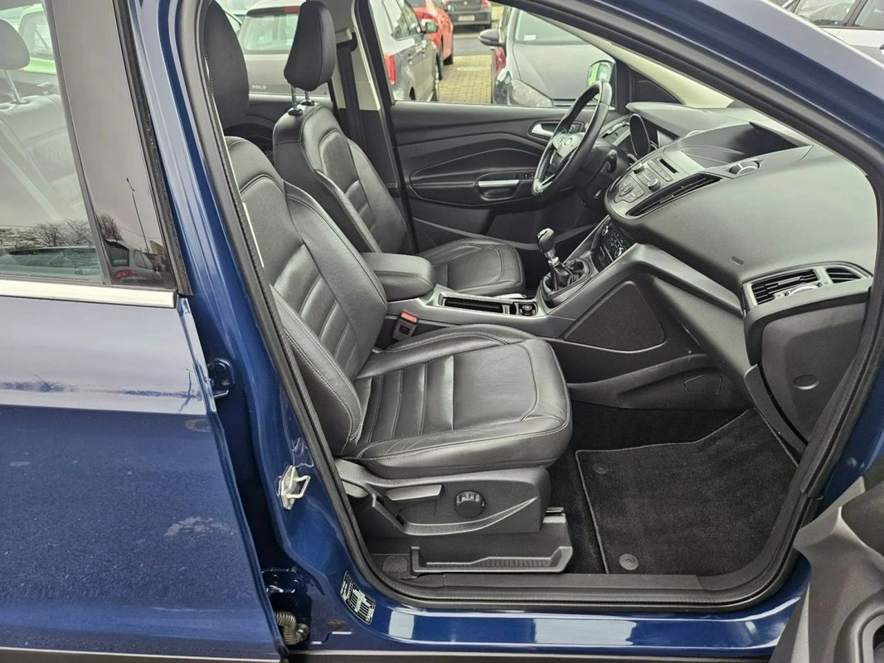 Ford Kuga - Zdjęcie 13