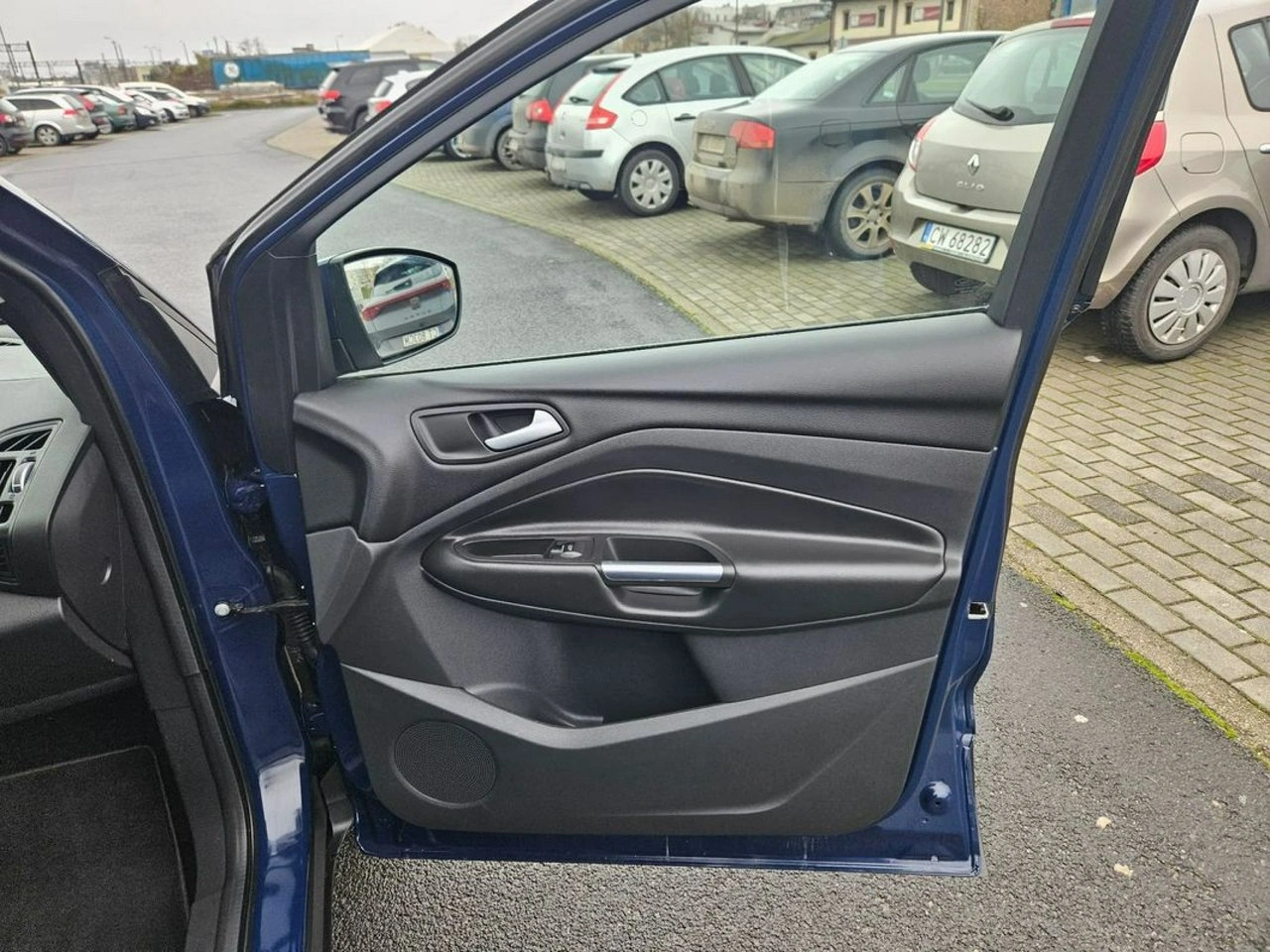 Ford Kuga - Zdjęcie 15