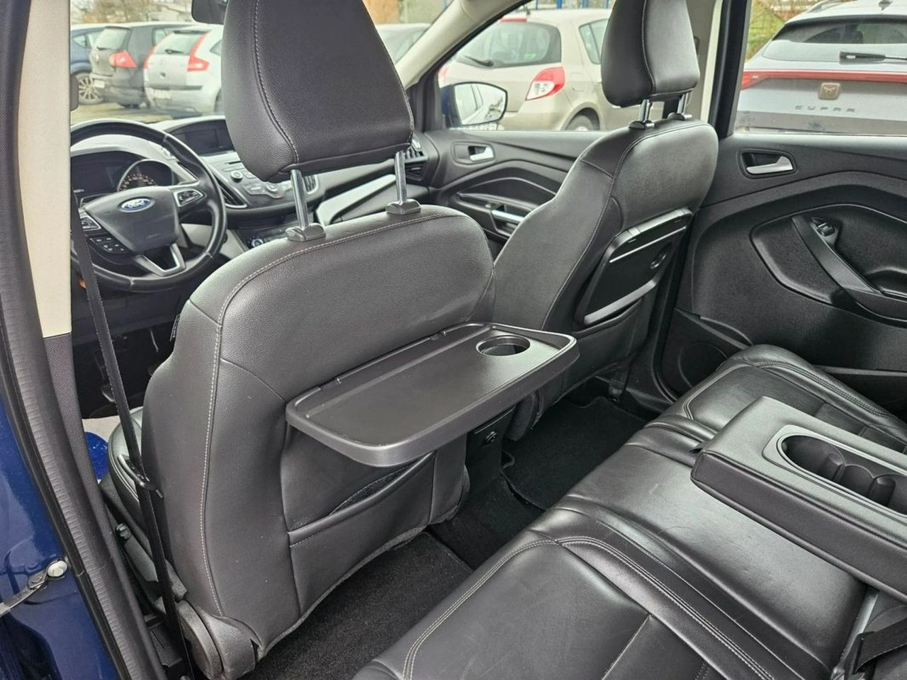 Ford Kuga - Zdjęcie 9