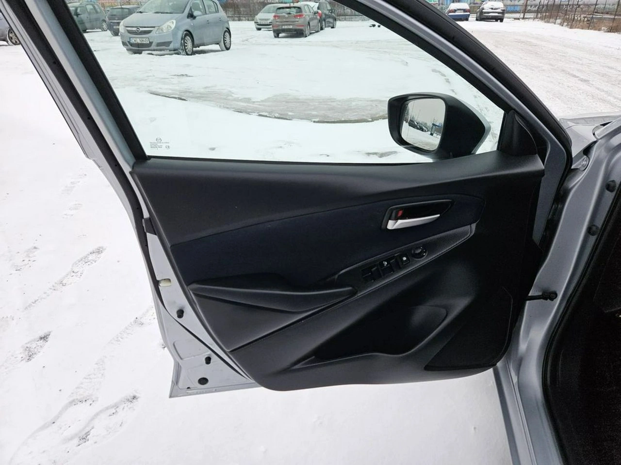 Mazda 2 - Zdjęcie 11