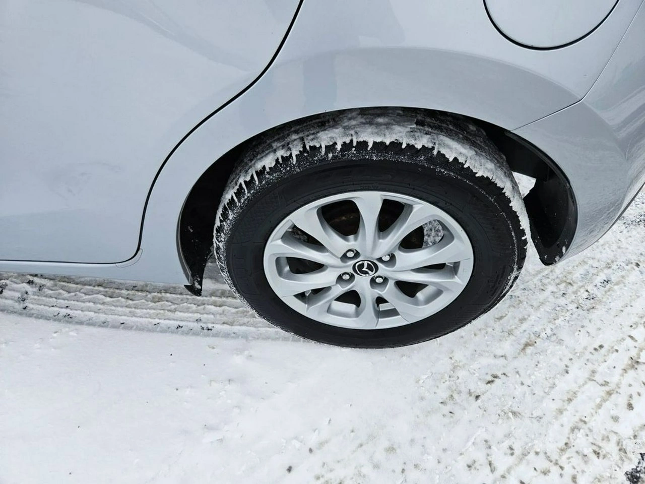 Mazda 2 - Zdjęcie 19