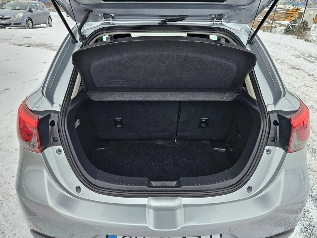 Mazda 2 - Zdjęcie 9