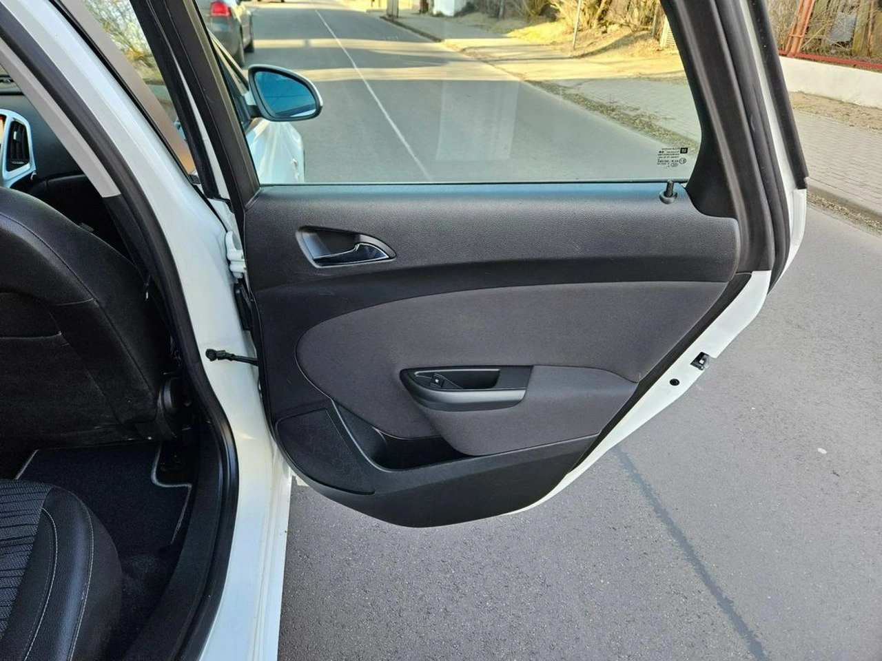 Opel Astra - Zdjęcie 12