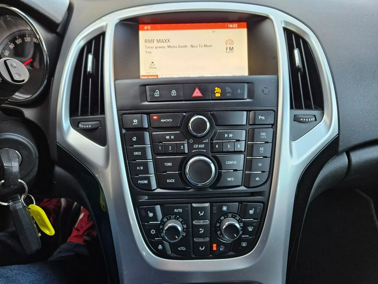 Opel Astra - Zdjęcie 4