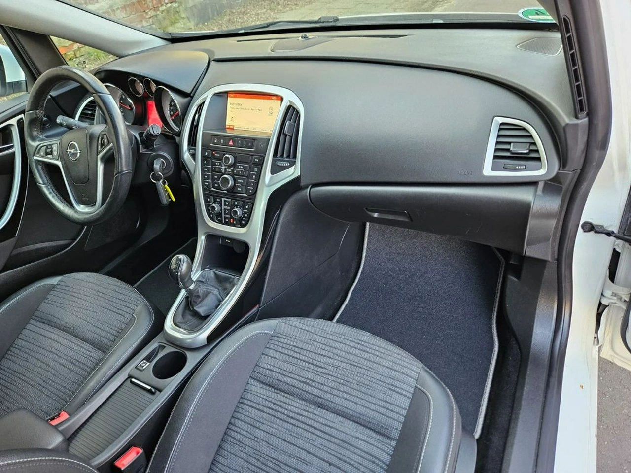 Opel Astra - Zdjęcie 6