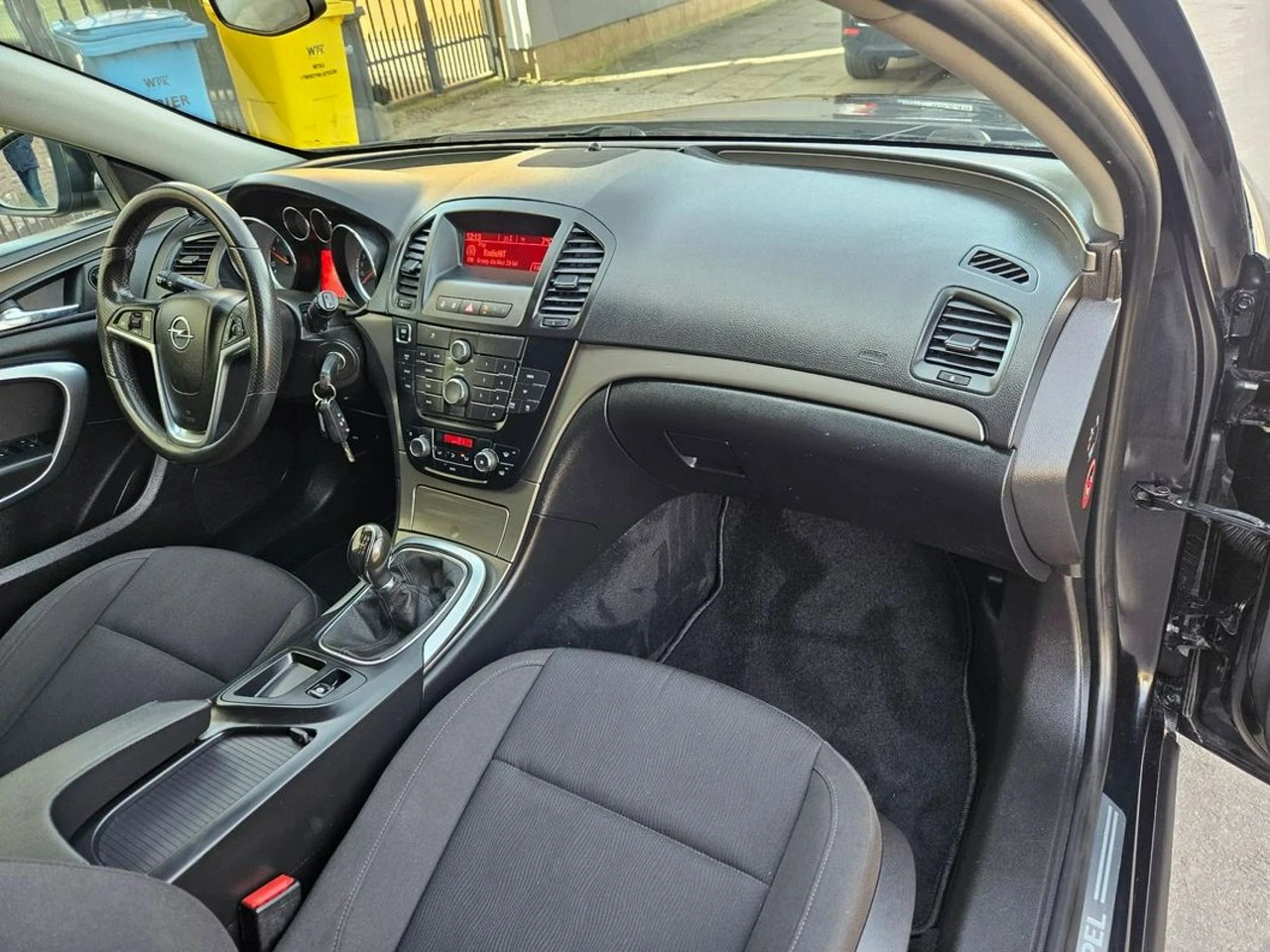 Opel Insignia - Zdjęcie 16