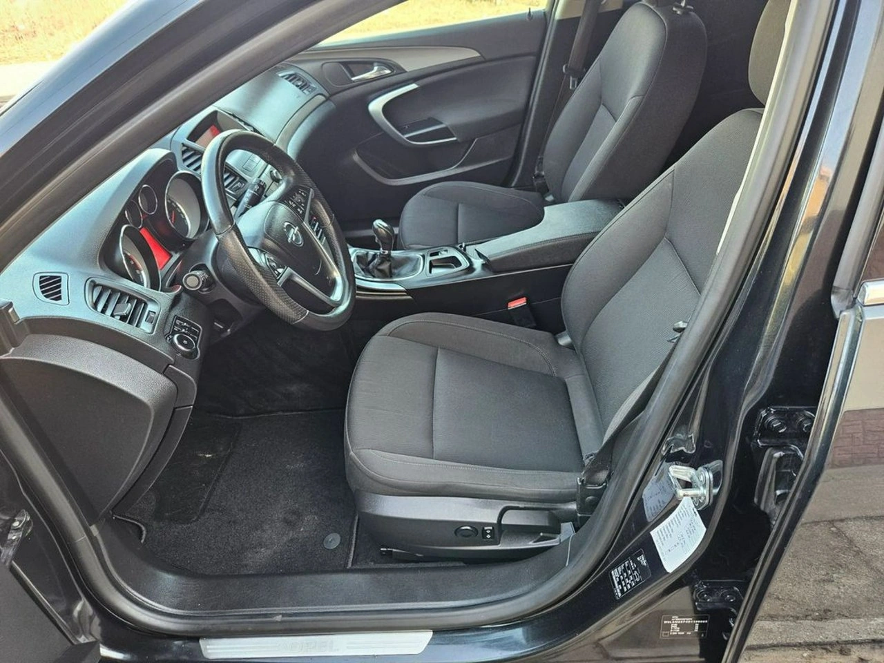 Opel Insignia - Zdjęcie 2