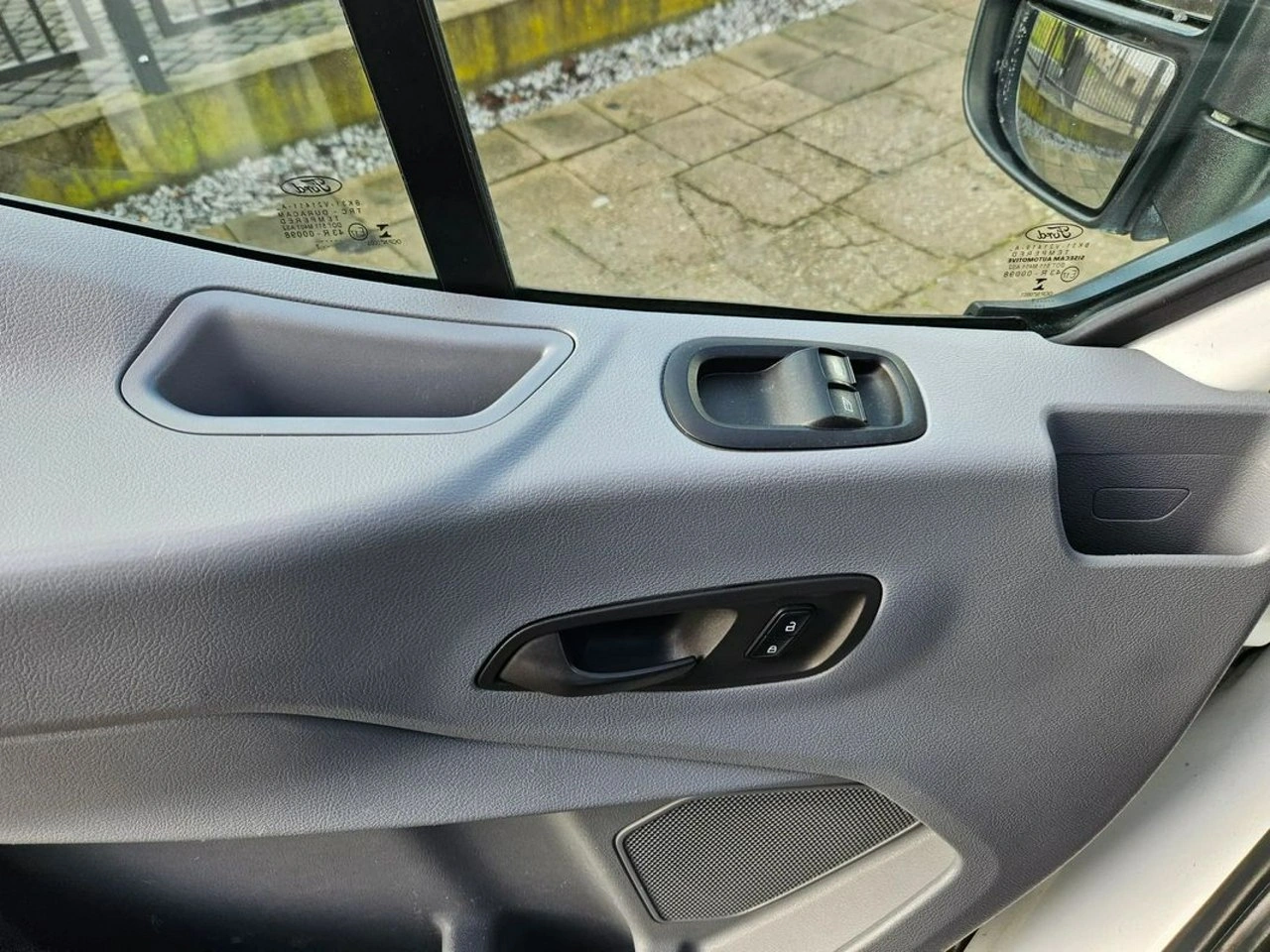 Ford Transit - Zdjęcie 9