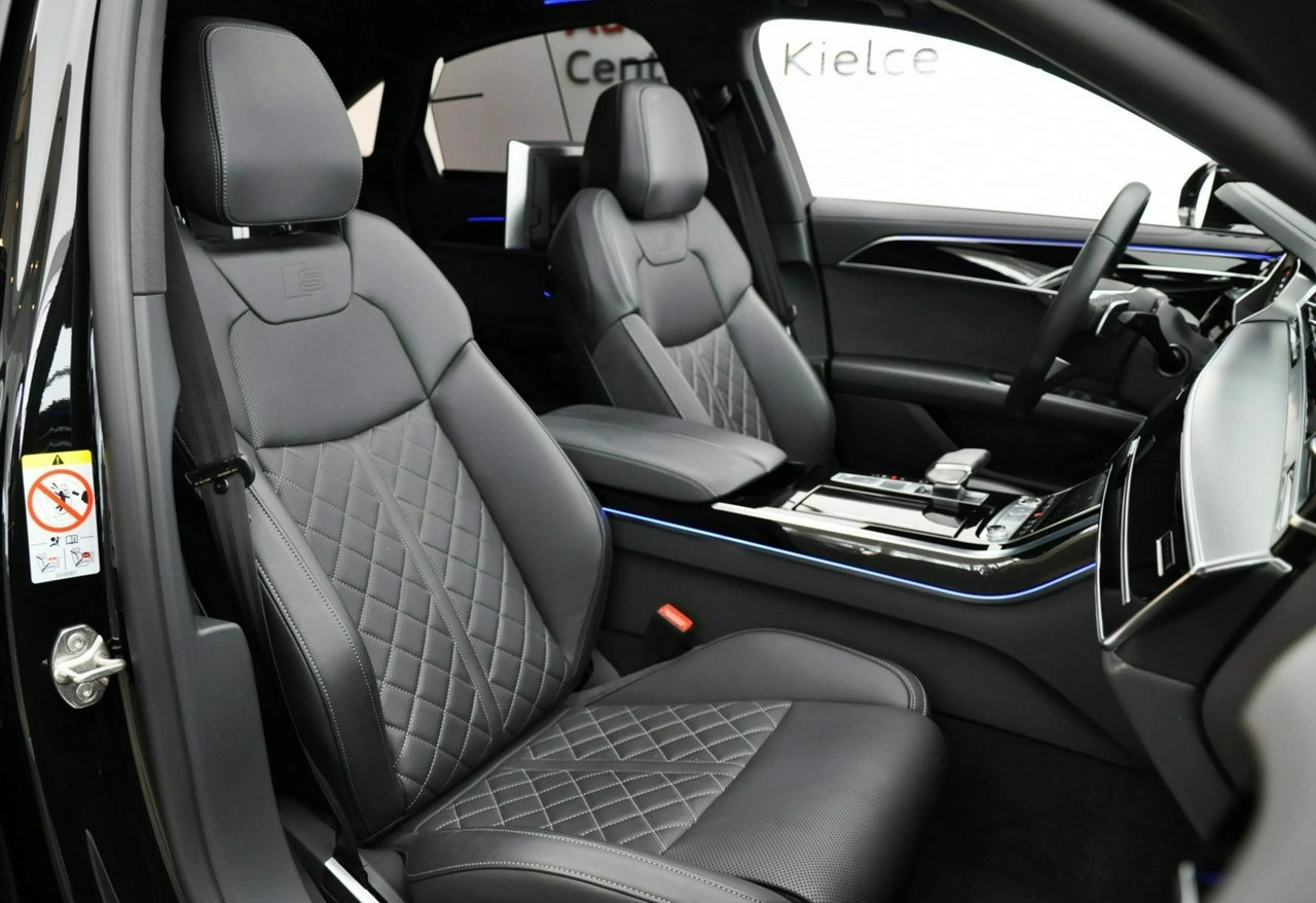 Audi A8 - Zdjęcie 16