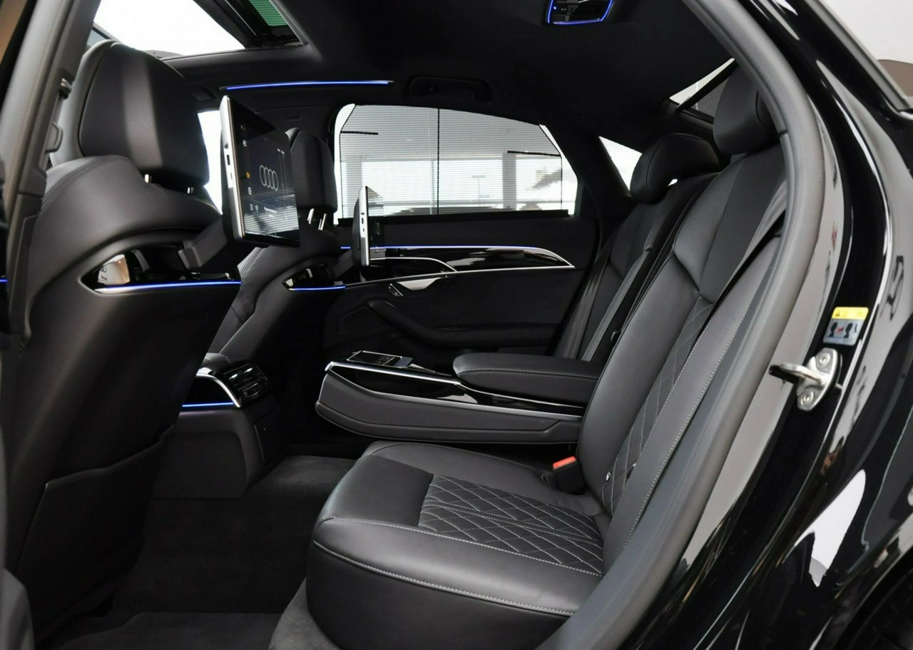 Audi A8 - Zdjęcie 18