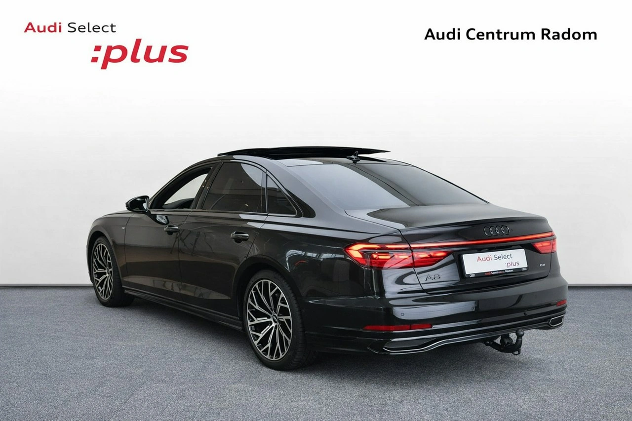 Audi A8 - Zdjęcie 1