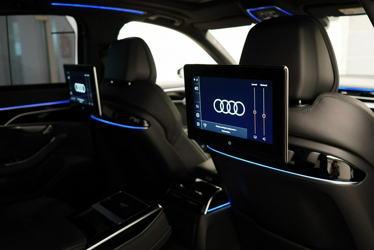 Audi A8 - Zdjęcie 27