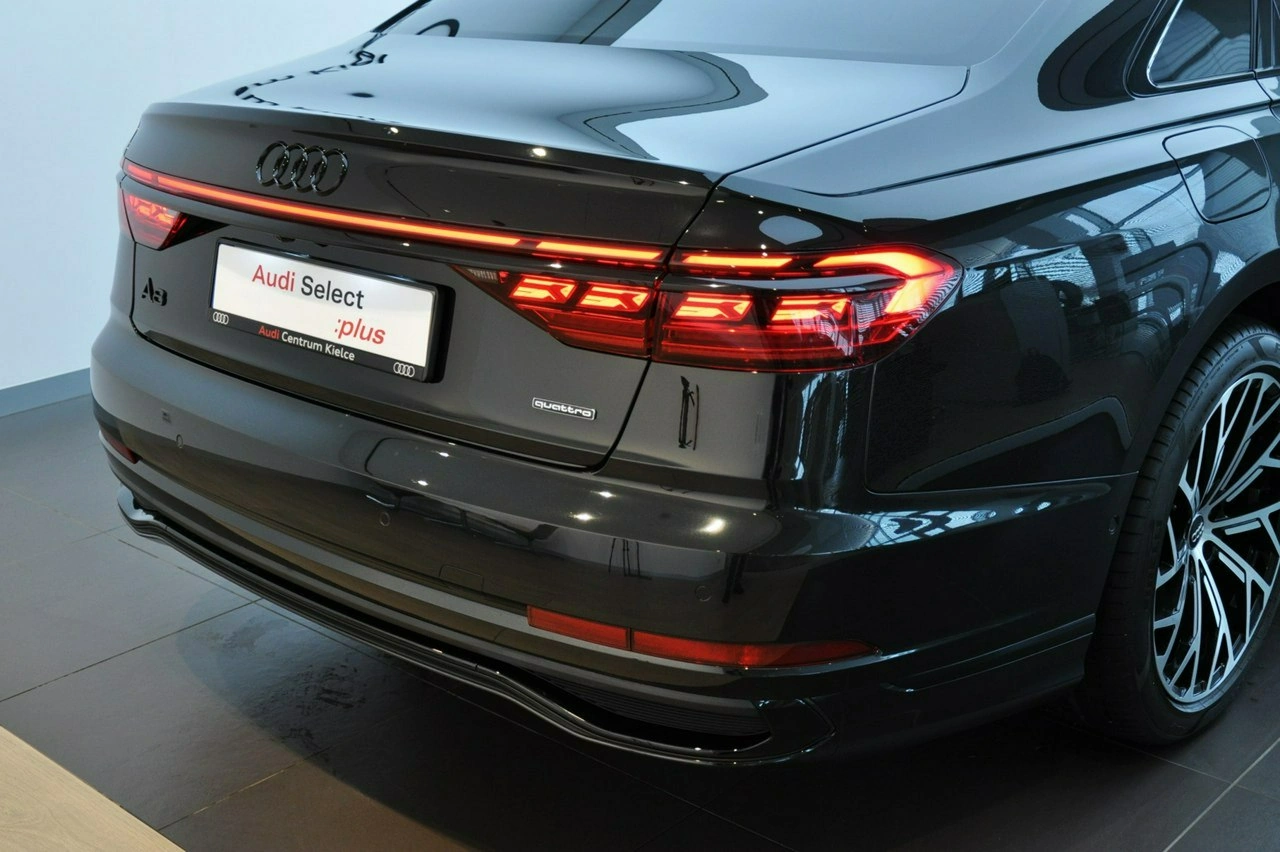 Audi A8 - Zdjęcie 6