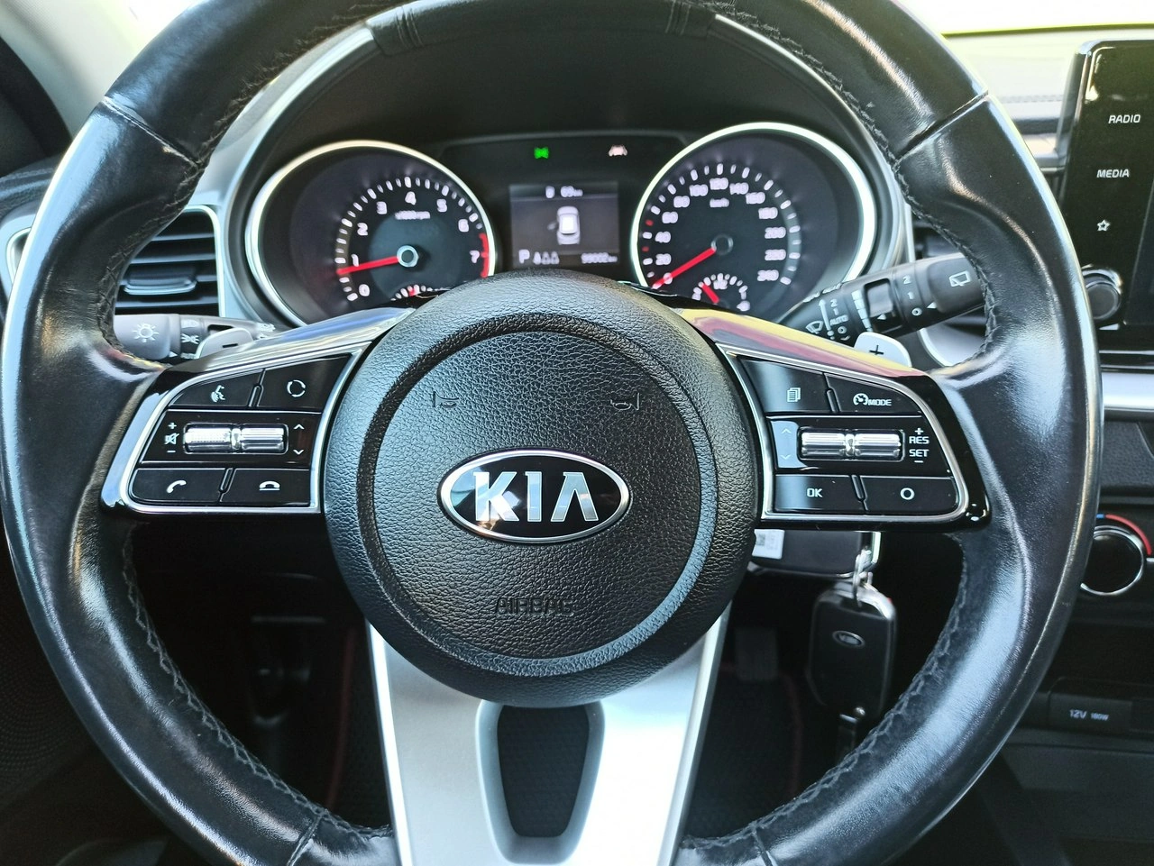 Kia Ceed - Zdjęcie 12