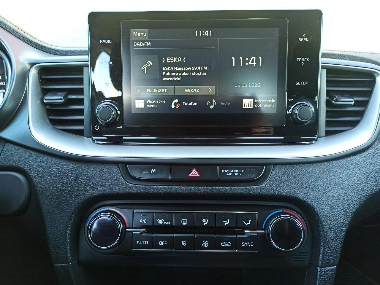 Kia Ceed - Zdjęcie 13