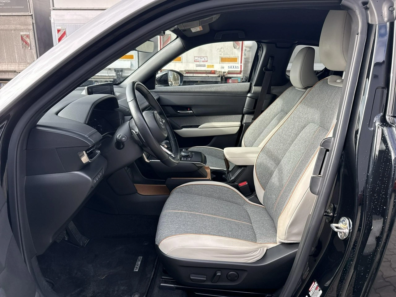 Mazda MX-30 - Zdjęcie 10