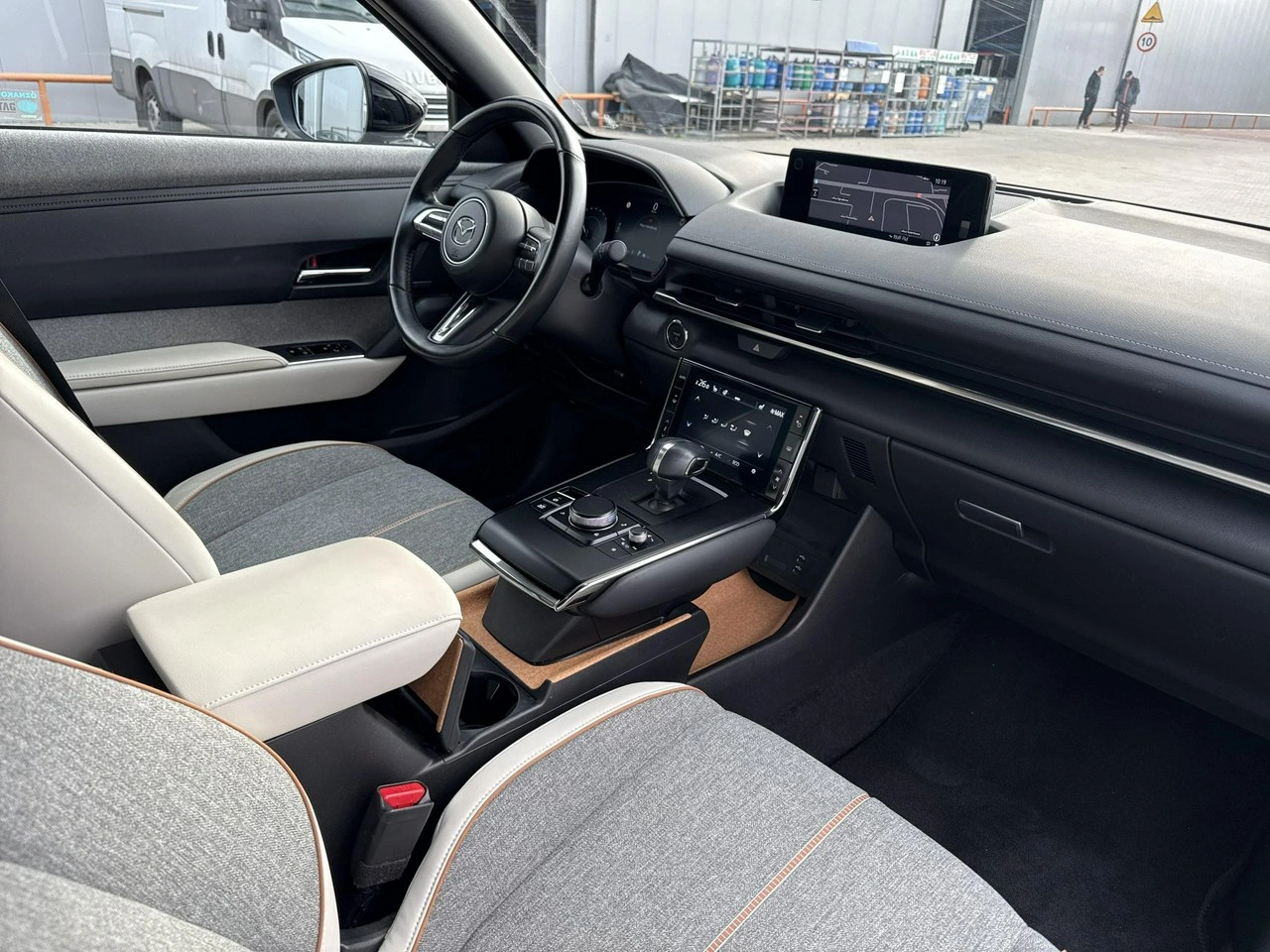 Mazda MX-30 - Zdjęcie 20