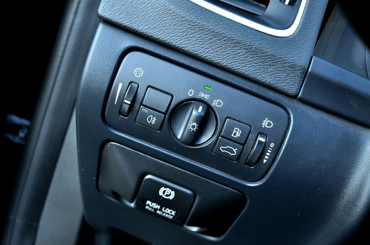 Volvo S60 - Zdjęcie 17