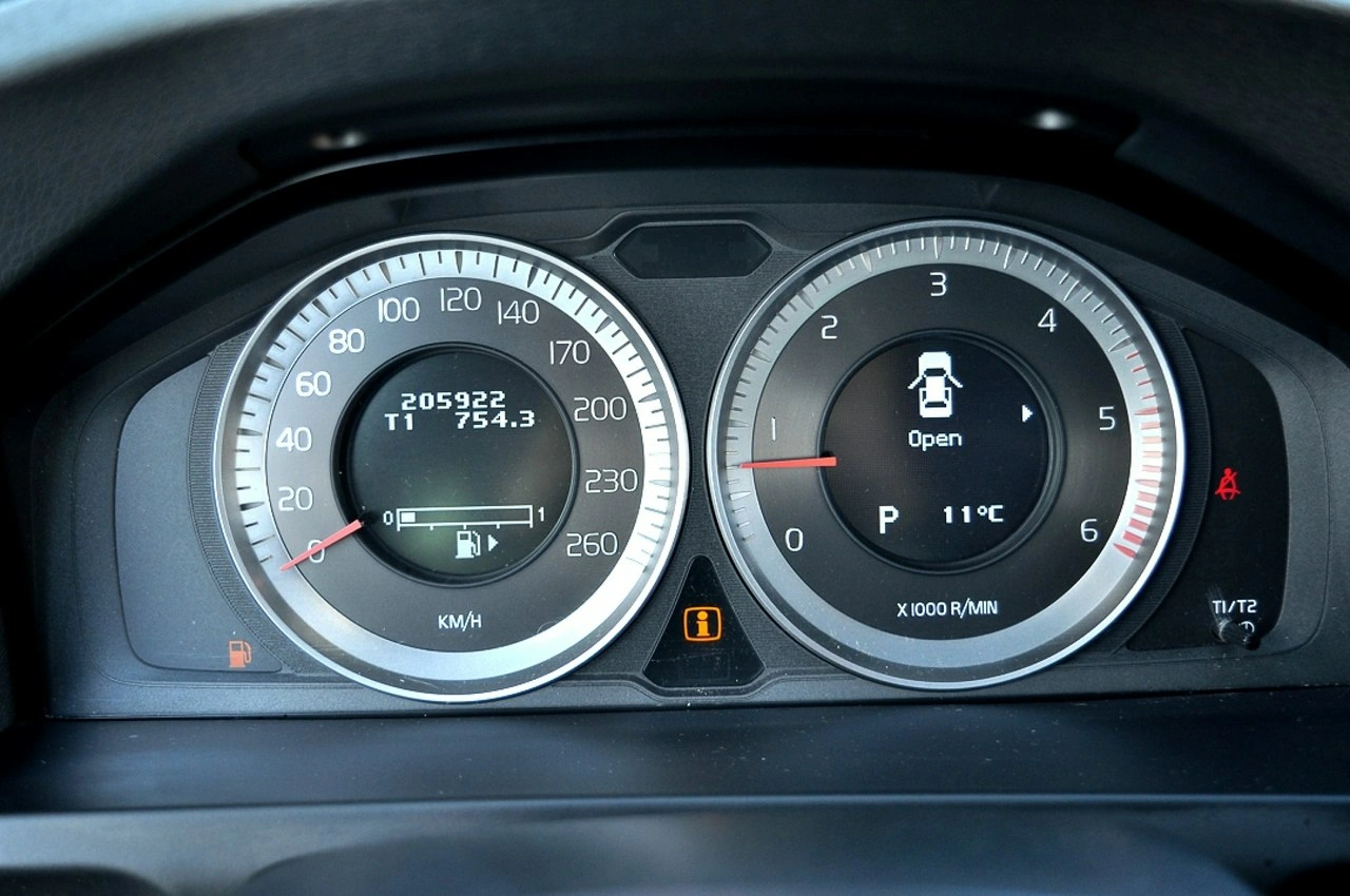 Volvo S60 - Zdjęcie 18