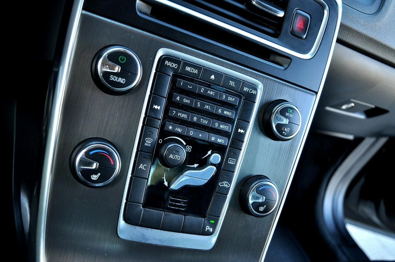 Volvo S60 - Zdjęcie 19