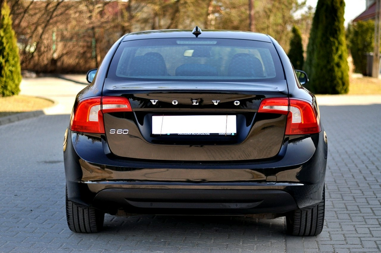 Volvo S60 - Zdjęcie 28