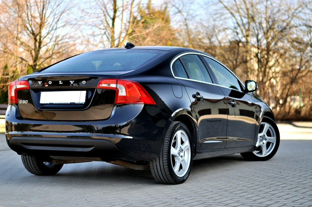 Volvo S60 - Zdjęcie 30