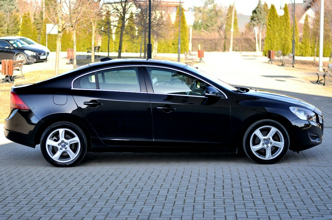 Volvo S60 - Zdjęcie 4